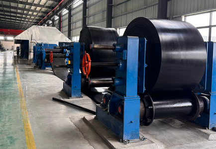 輸送帶張力不足或過大可能會導致哪些問題?